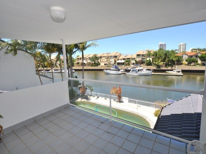 28 Sundance Way, Runaway Bay QLD 4216