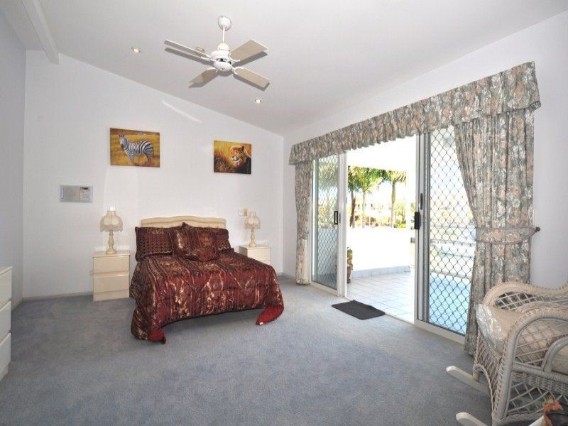 28 Sundance Way, Runaway Bay QLD 4216