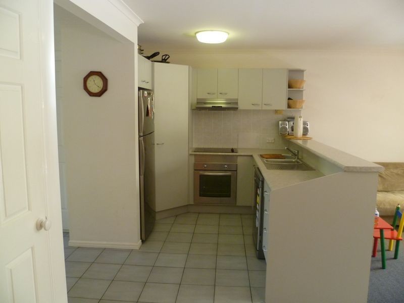 14/447 Pine Ridge Road, Runaway Bay QLD 4216