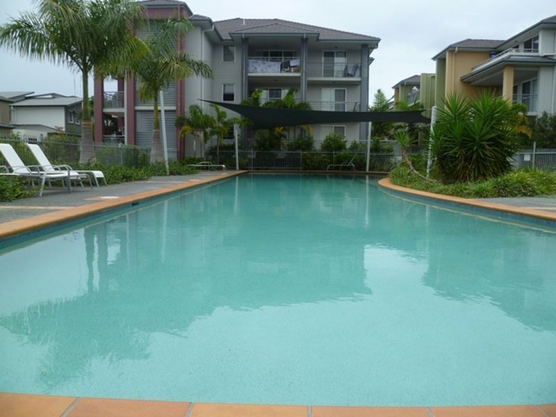 1109/33 Clark Street, Biggera Waters QLD 4216