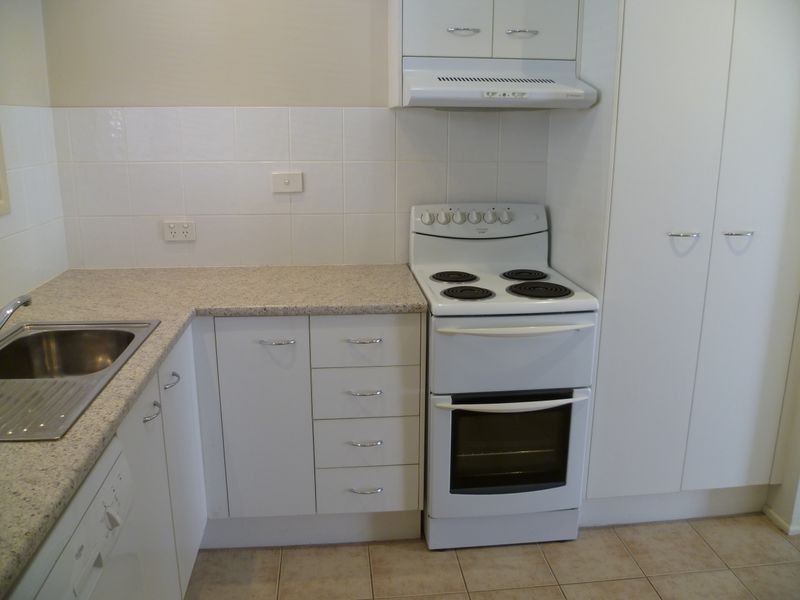 1/275 Bayview Street, Hollywell QLD 4216