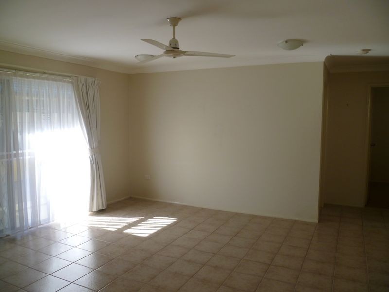 1/275 Bayview Street, Hollywell QLD 4216