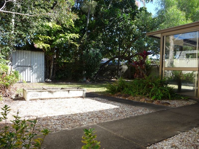 4 Magnolia Avenue, Hollywell QLD 4216