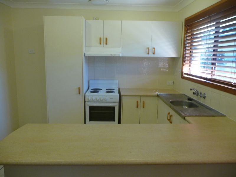 4 Magnolia Avenue, Hollywell QLD 4216