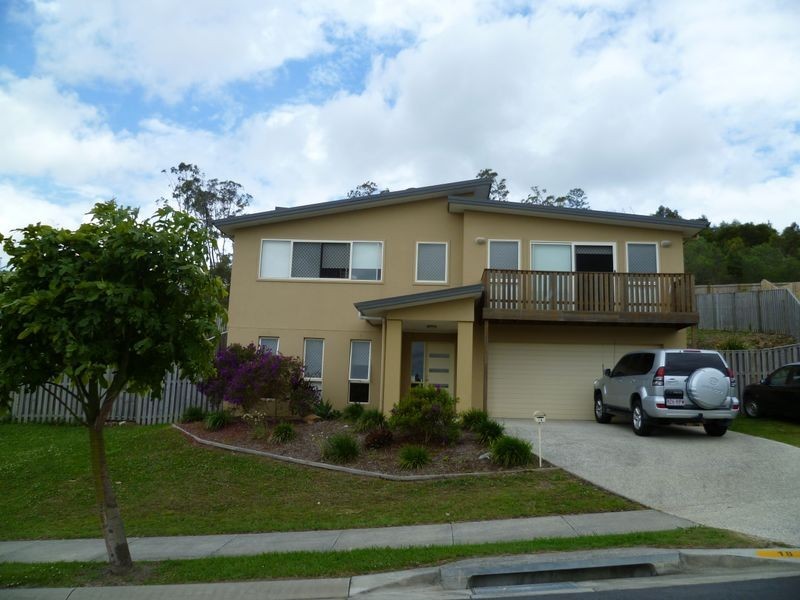 18 Angourie Crescent, Pacific Pines QLD 4211