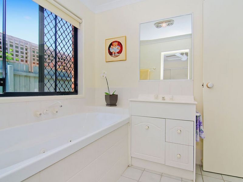 36 Sidney Nolan Drive, Coombabah QLD 4216