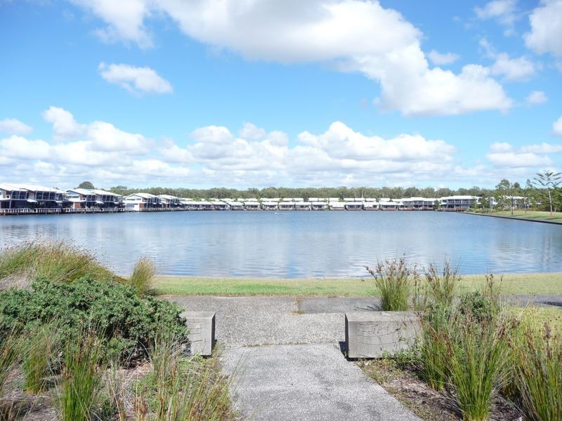 50 Costa Del Sol Avenue, Coombabah QLD 4216