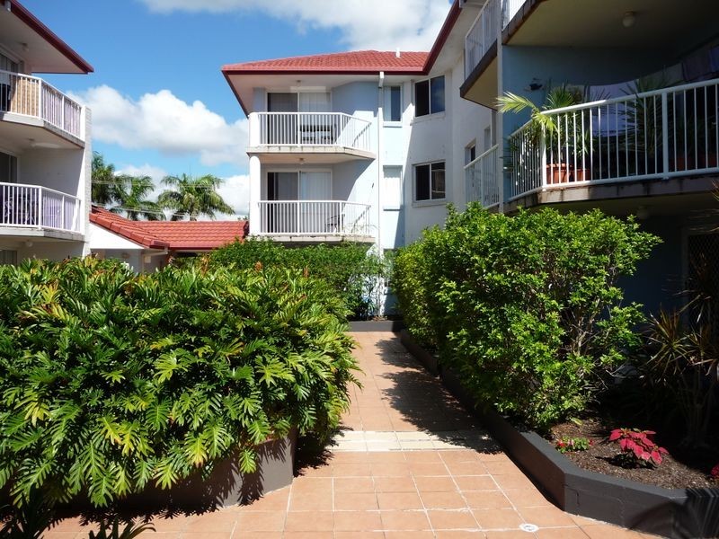 11/75 Bayview Street, Runaway Bay QLD 4216
