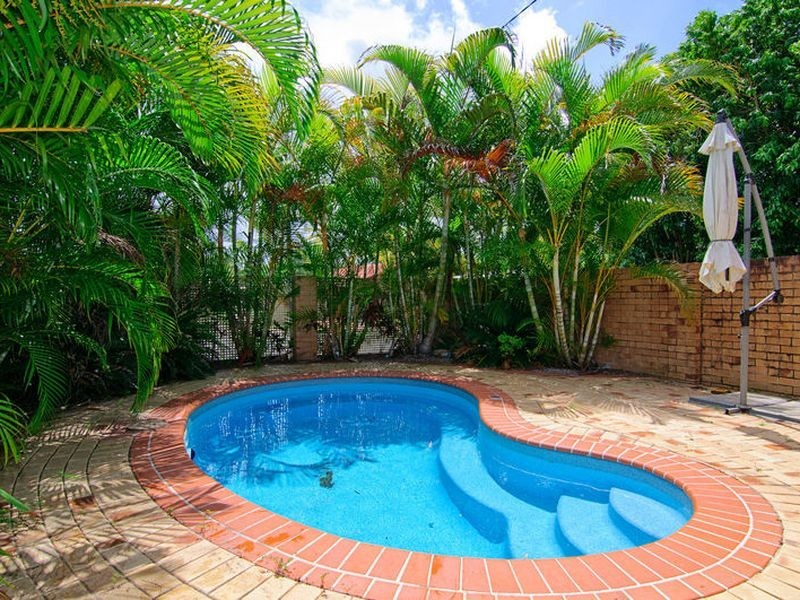 21 Allinga Street, Coombabah QLD 4216