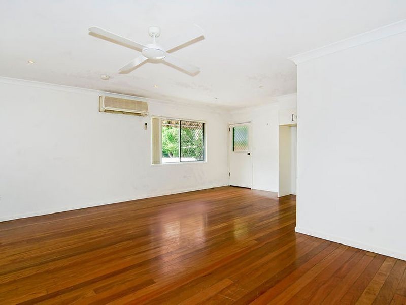 21 Allinga Street, Coombabah QLD 4216