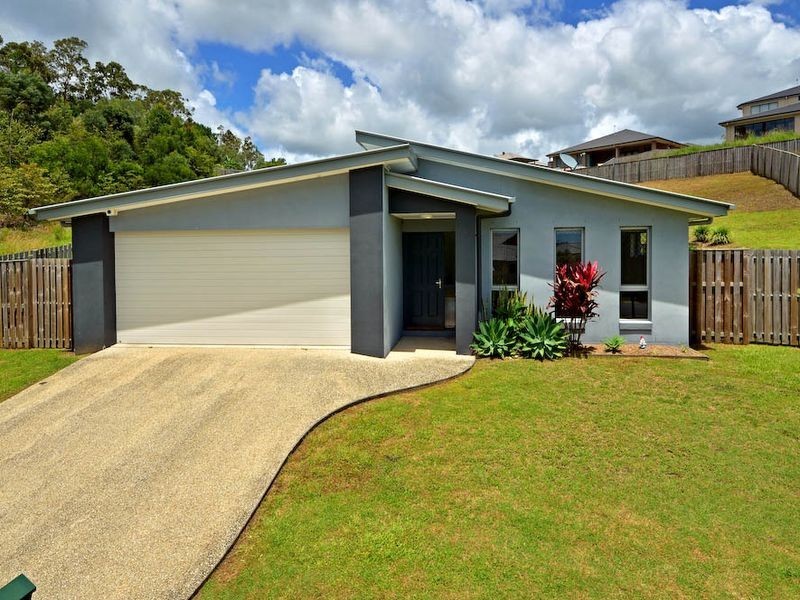 31 Elkins Street, Pacific Pines QLD 4211