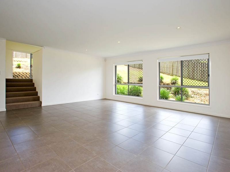 31 Elkins Street, Pacific Pines QLD 4211