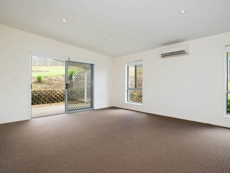 31 Elkins Street, Pacific Pines QLD 4211