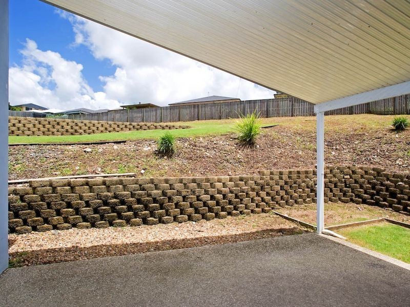 31 Elkins Street, Pacific Pines QLD 4211