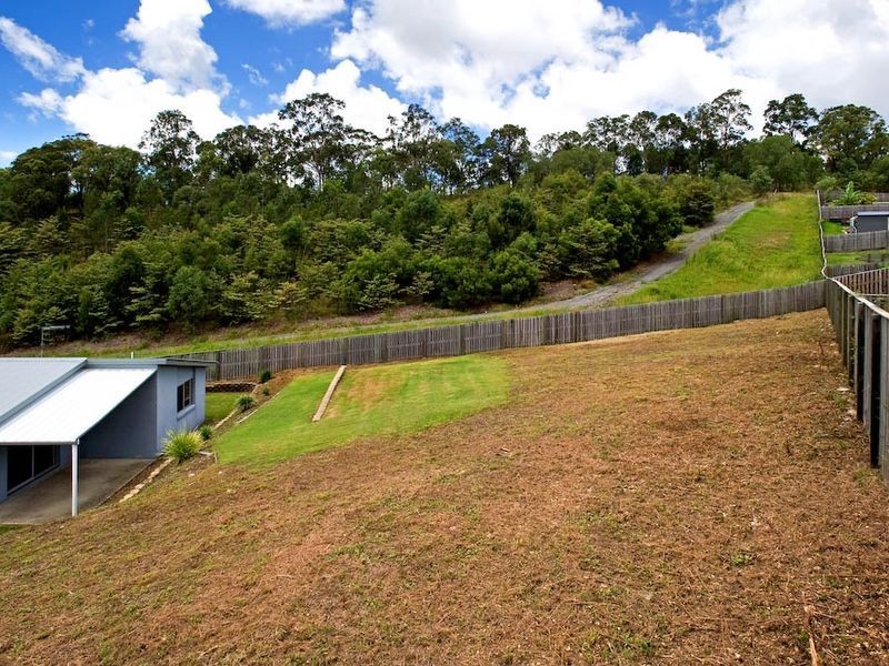 31 Elkins Street, Pacific Pines QLD 4211