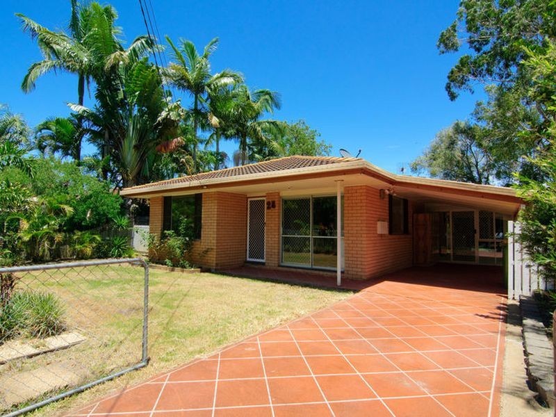 28 Allinga Street, Coombabah QLD 4216