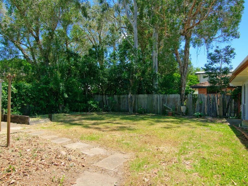 28 Allinga Street, Coombabah QLD 4216