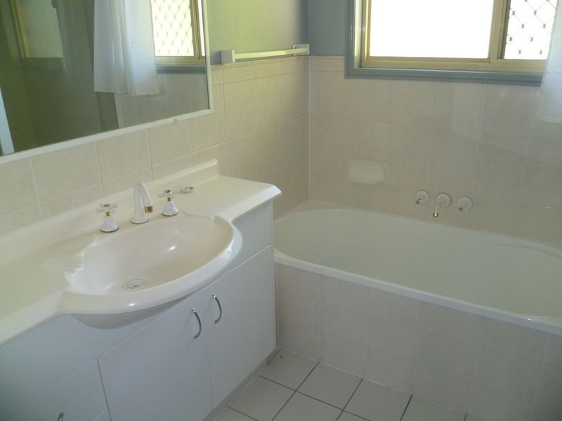 6/402 Pine Ridge Road, Coombabah QLD 4216