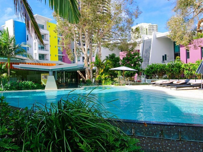 13A/20 Bayview Street, Runaway Bay QLD 4216