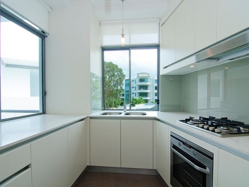 13A/20 Bayview Street, Runaway Bay QLD 4216