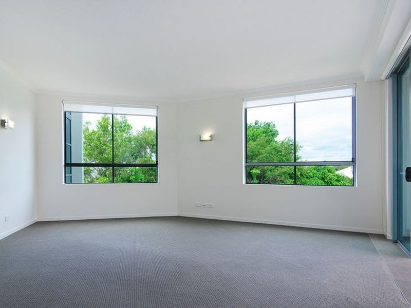 13A/20 Bayview Street, Runaway Bay QLD 4216