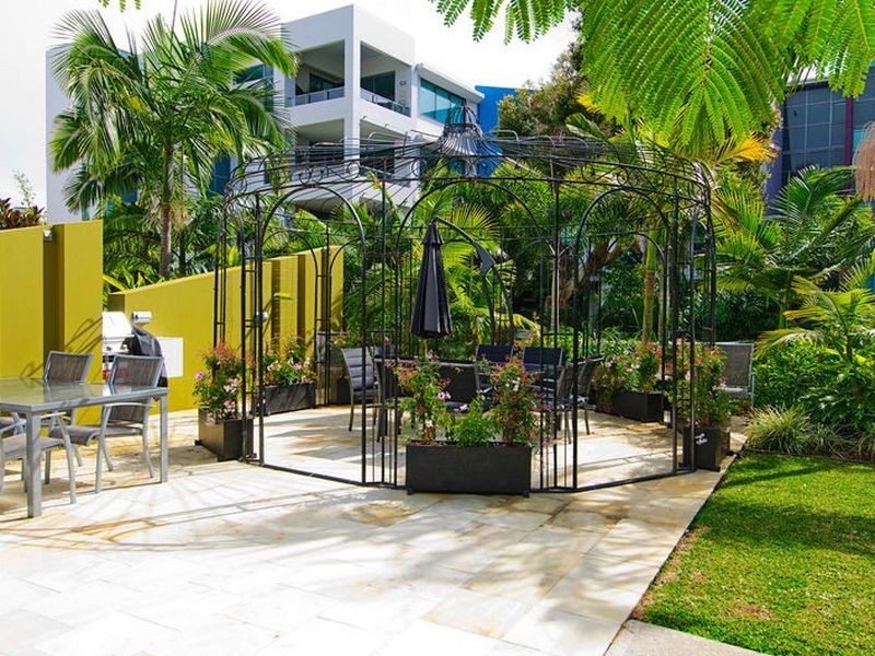 13A/20 Bayview Street, Runaway Bay QLD 4216