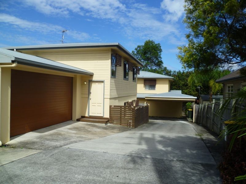 493 A & B Pine Ridge Road, Runaway Bay QLD 4216
