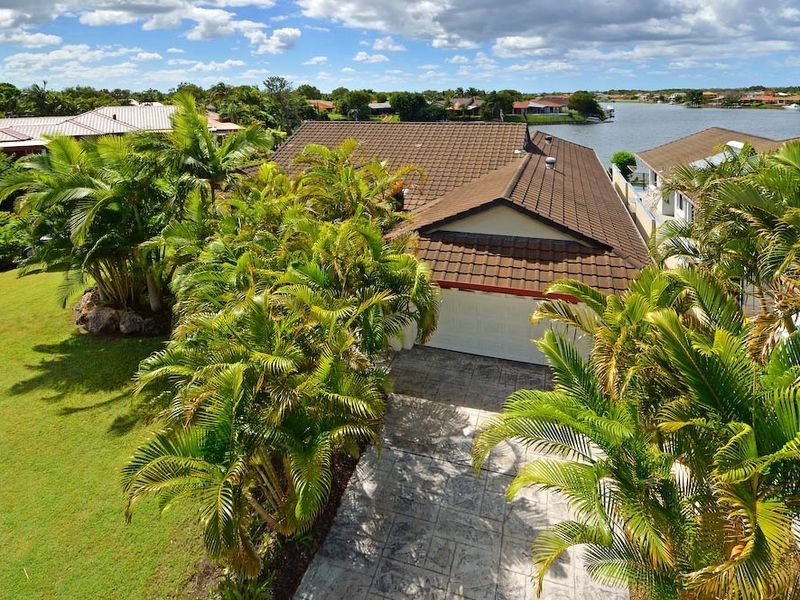 140 Monterey Keys Drive, Helensvale QLD 4212