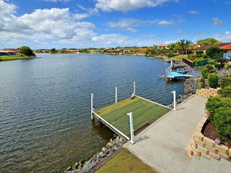 140 Monterey Keys Drive, Helensvale QLD 4212