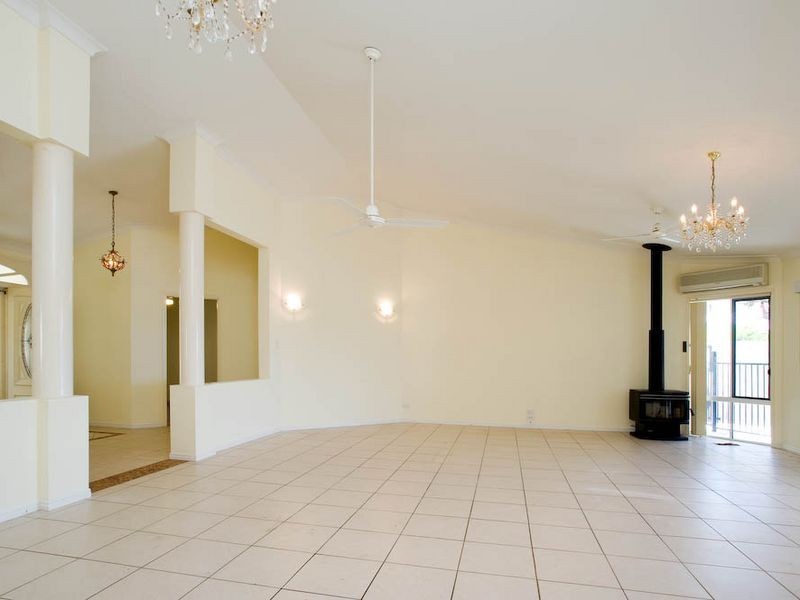 140 Monterey Keys Drive, Helensvale QLD 4212