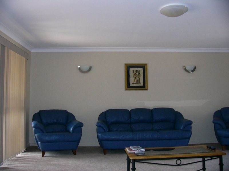 2 Dobell Avenue, Paradise Point QLD 4216