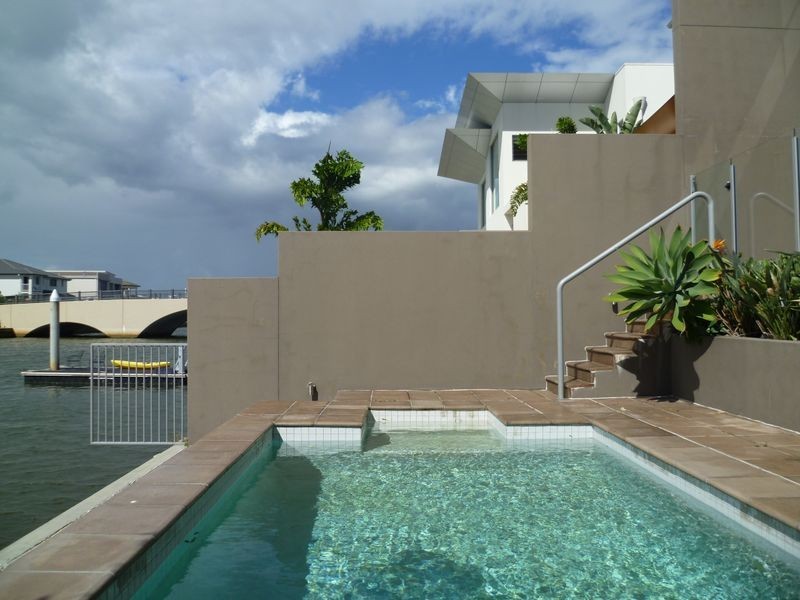 1/21 South Quay Drive, Biggera Waters QLD 4216