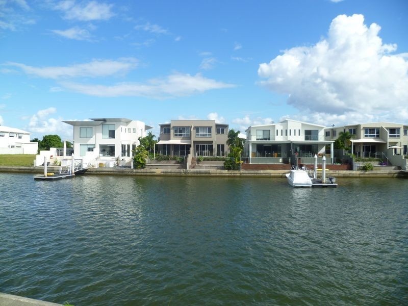 1/21 South Quay Drive, Biggera Waters QLD 4216