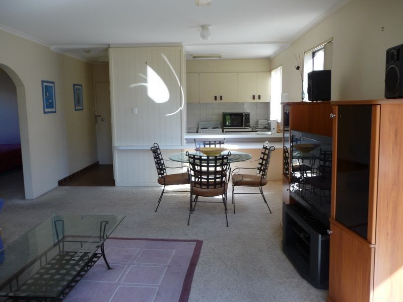 24/490 Marine Parade, Biggera Waters QLD 4216