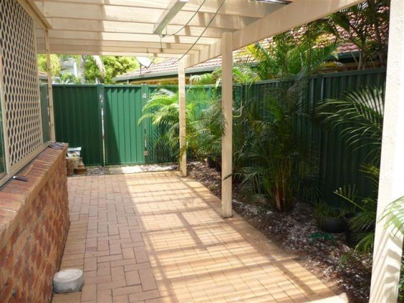 6/427 Oxley Drive, Runaway Bay QLD 4216