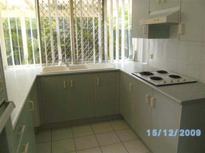 6/427 Oxley Drive, Runaway Bay QLD 4216