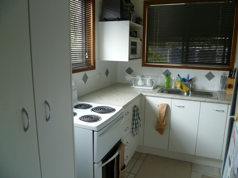 2/275 Bayview Street, Hollywell QLD 4216