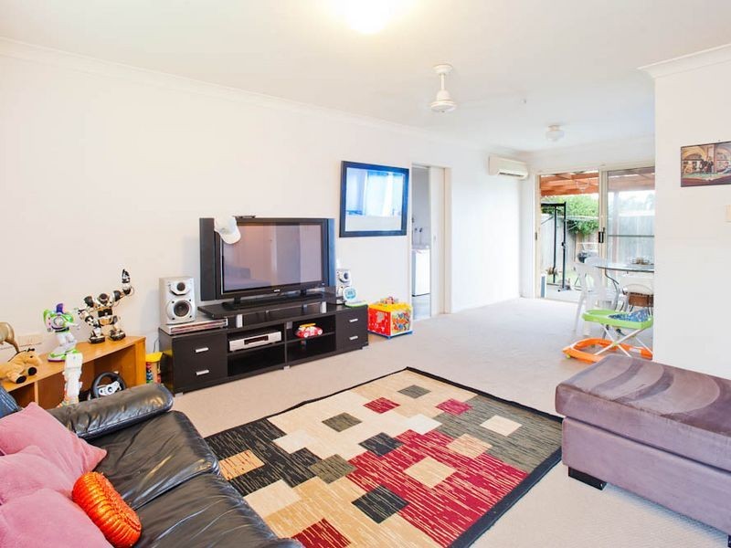 2/26 Crystal Reef Drive, Coombabah QLD 4216