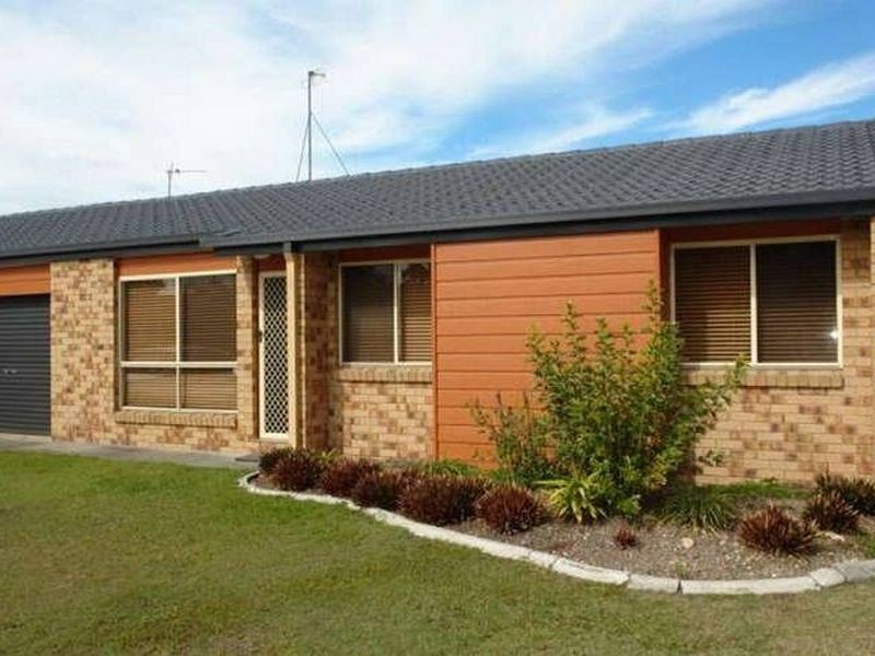 2/26 Crystal Reef Drive, Coombabah QLD 4216