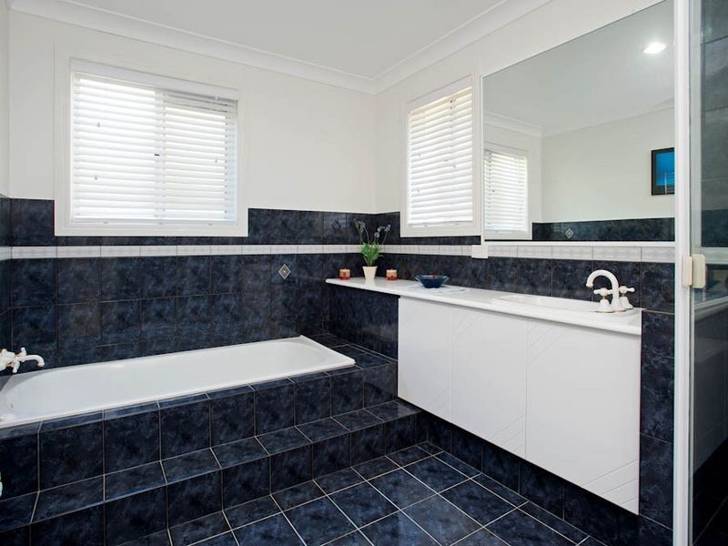 45 Chichester Drive, Arundel QLD 4214