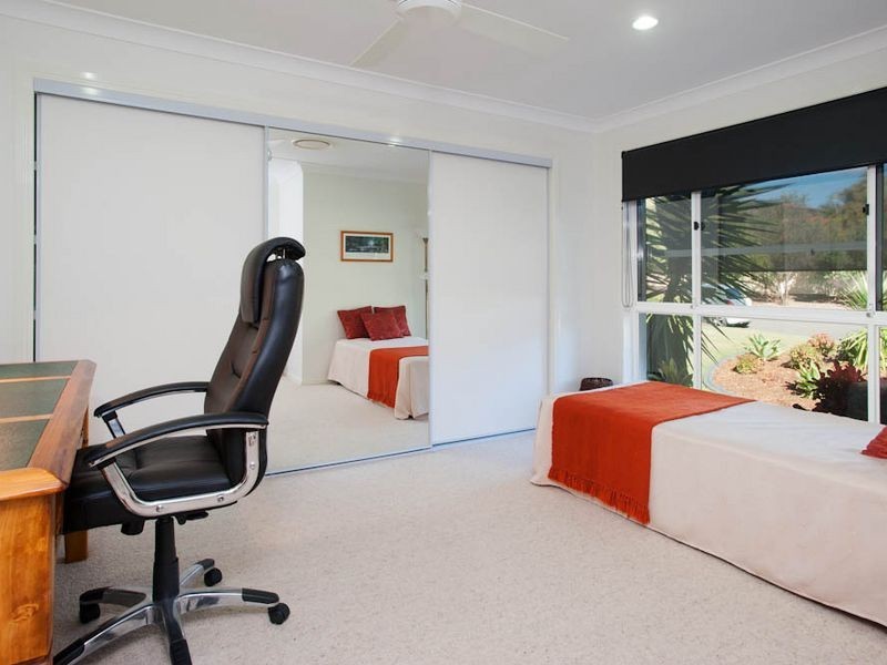 45 Chichester Drive, Arundel QLD 4214