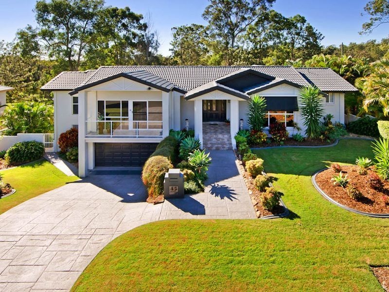 45 Chichester Drive, Arundel QLD 4214