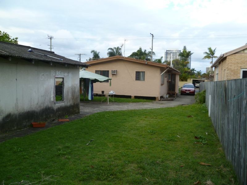 74 Morala Ave, Runaway Bay QLD 4216
