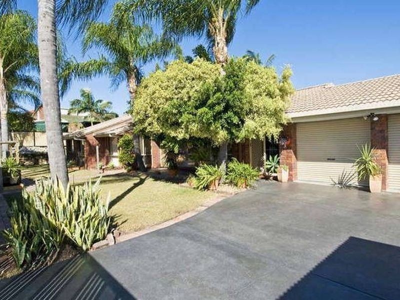 2 Aberdeen Court, Highland Park QLD 4211