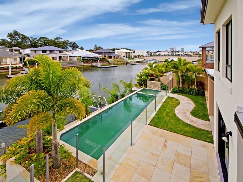 9 North Quay Drive, Biggera Waters QLD 4216