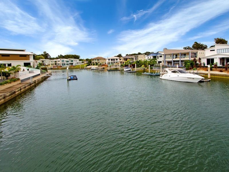 9 North Quay Drive, Biggera Waters QLD 4216