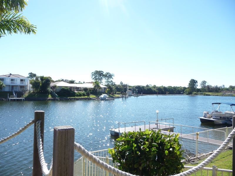 60 Monterey Keys Drive, Monterey Keys QLD 4212