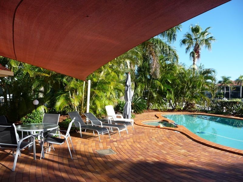 7/41a Broadwater Street, Runaway Bay QLD 4216