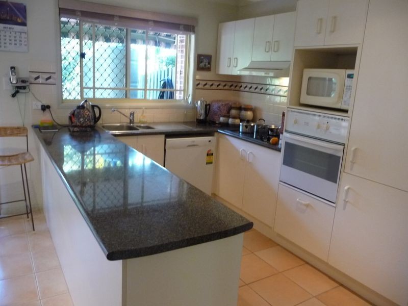 12/400 Pine Ridge Rd, Coombabah QLD 4216