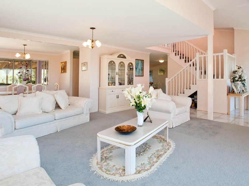 13 Goulburn Close, Arundel QLD 4214